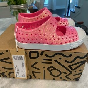 Native Shoes Juniper Bling Mary Jane in Floyd Bling/Shell White, size 5 toddler